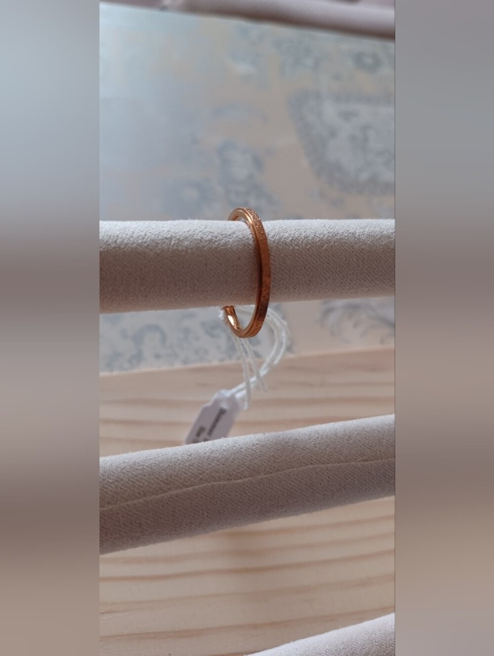 Gold-Tone Minimalist Women’s Ring - Classic Elegance